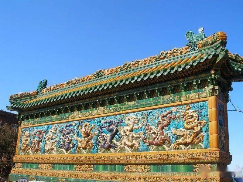 ��ҹ����| ��ʷ���Ļ�����ײ,�����յ�ԭ����MEISSEN÷ɭ��