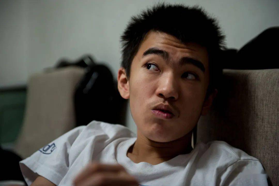 郑敏自闭症摄影图片展