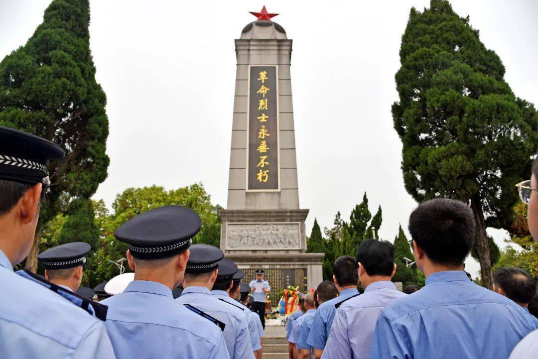 荔浦烈士塔图片