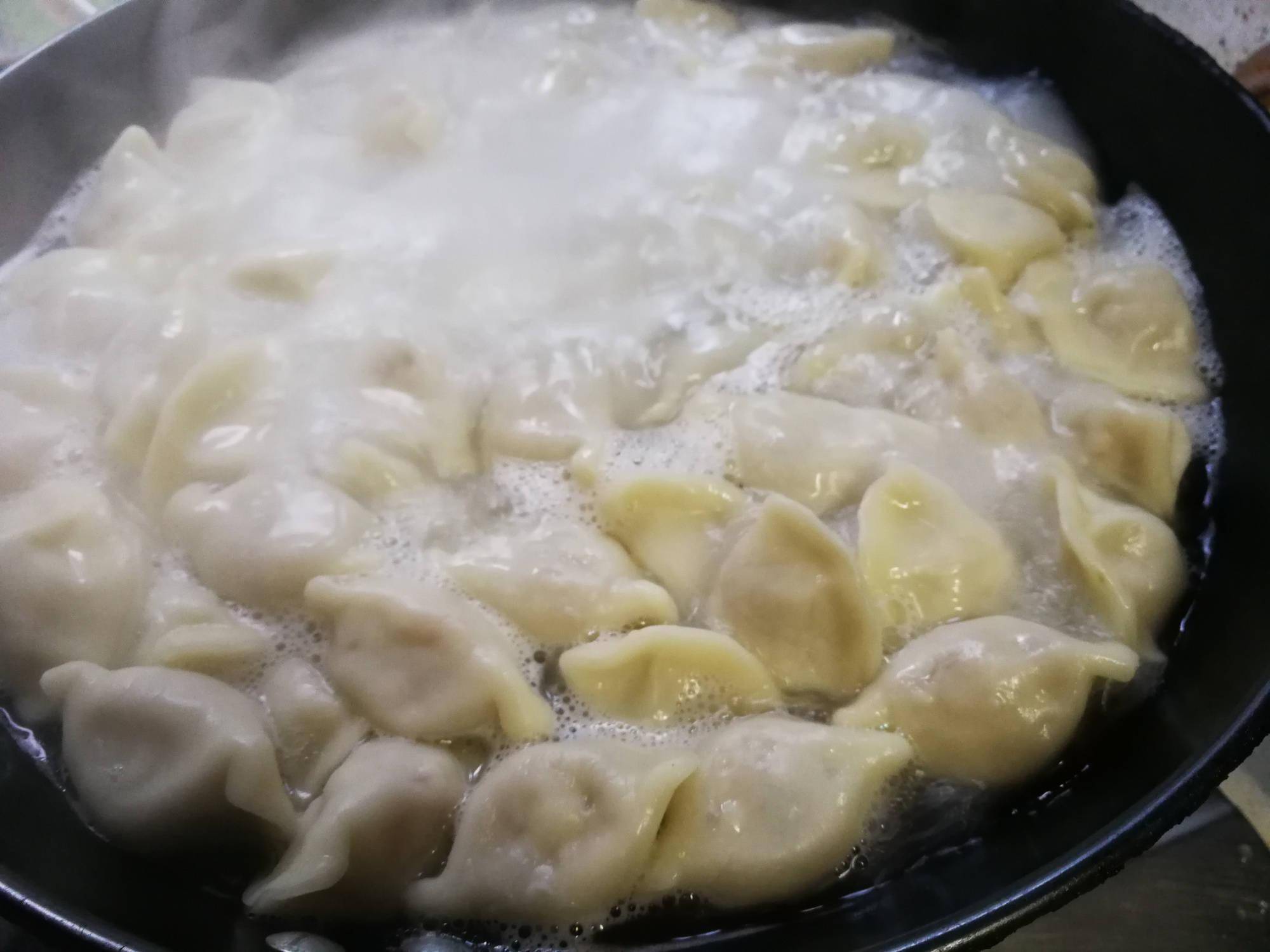 清明节祭祖吃寒食水饺最合适掌握3种煮法不破不烫真好吃