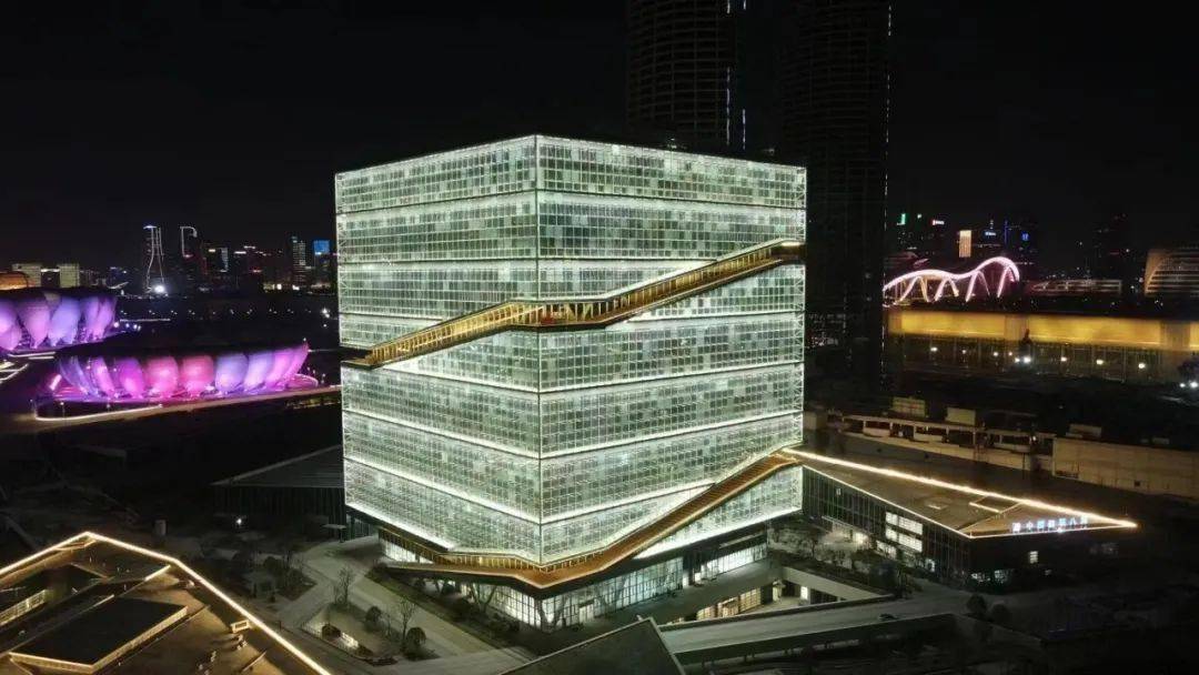 杭州亚运三馆全员惊艳亮相总承包公司筑力体育强国