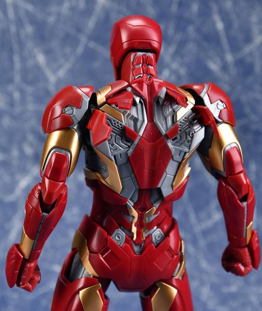 78官测:御模道1/9拼装模型 钢铁侠mk46