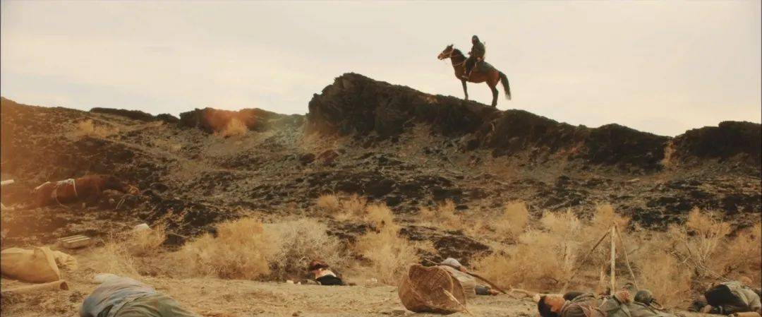 文化润疆喜讯乌尔禾拍摄骆驼客3弓魂传今晚2015央视电影频道播出