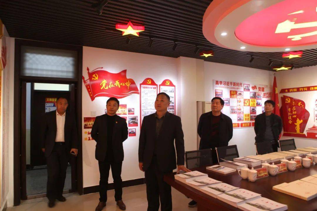 县退役军人事务局局长毕国亮,县交通运输局副主任科员何顺杰及相关