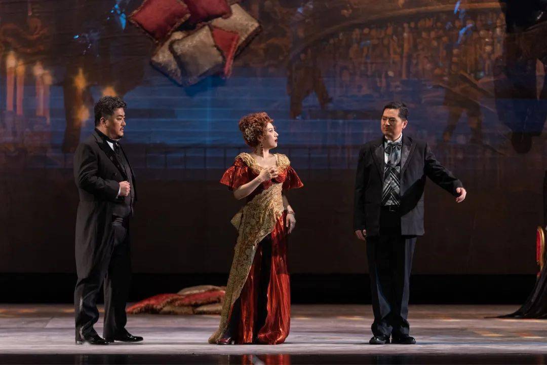 余隆携上交与众实力唱将加盟歌剧国家队出品茶花女六度归来