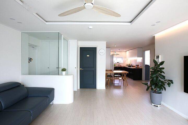 冰箱怎么放进地台 7377b7d1e9c64d1d85a3bcbf2ca67d8e.jpeg