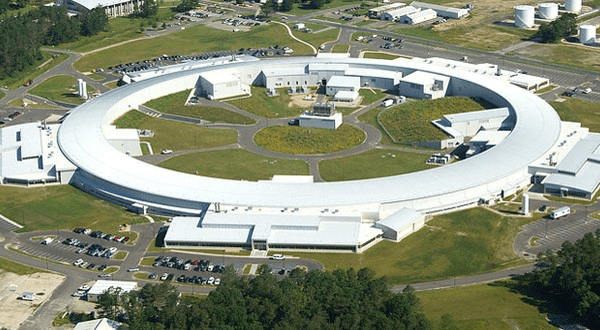 伟大的μ介子等待20年费米实验室公布了这个重磅结果上交大学者助力