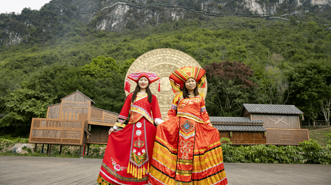 瞬间变身壮族/越南阿妹,阿牛哥 来一场欢乐的壮越视觉盛宴吧!