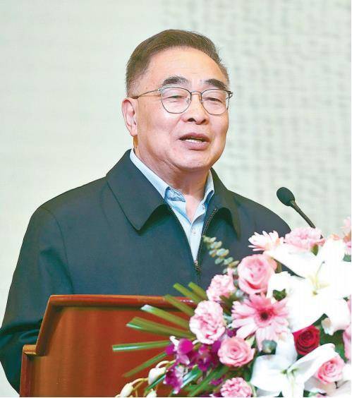 来汉参加中医药防治新冠肺炎学术大会 张伯礼:疫情防控是综合国力的