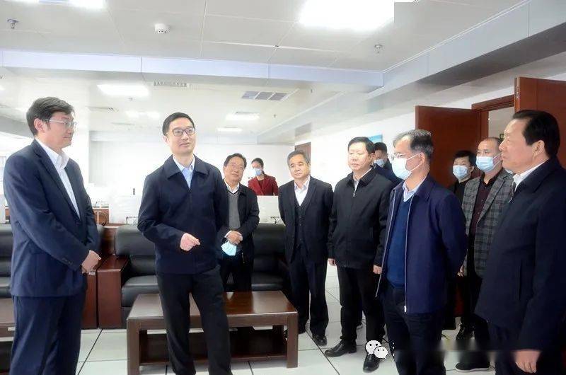 4月9日上午,省政府宁咏副省长到省交易(采购)中心调研公共资源交易和