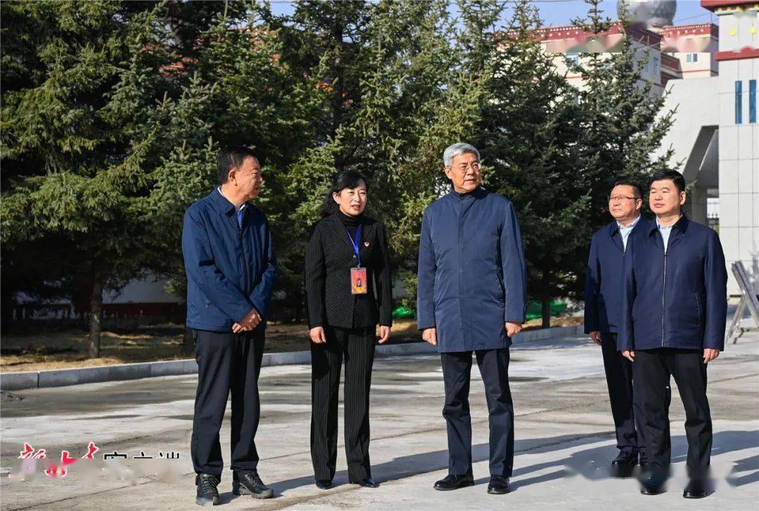 【快讯】尹弘在合作市调研