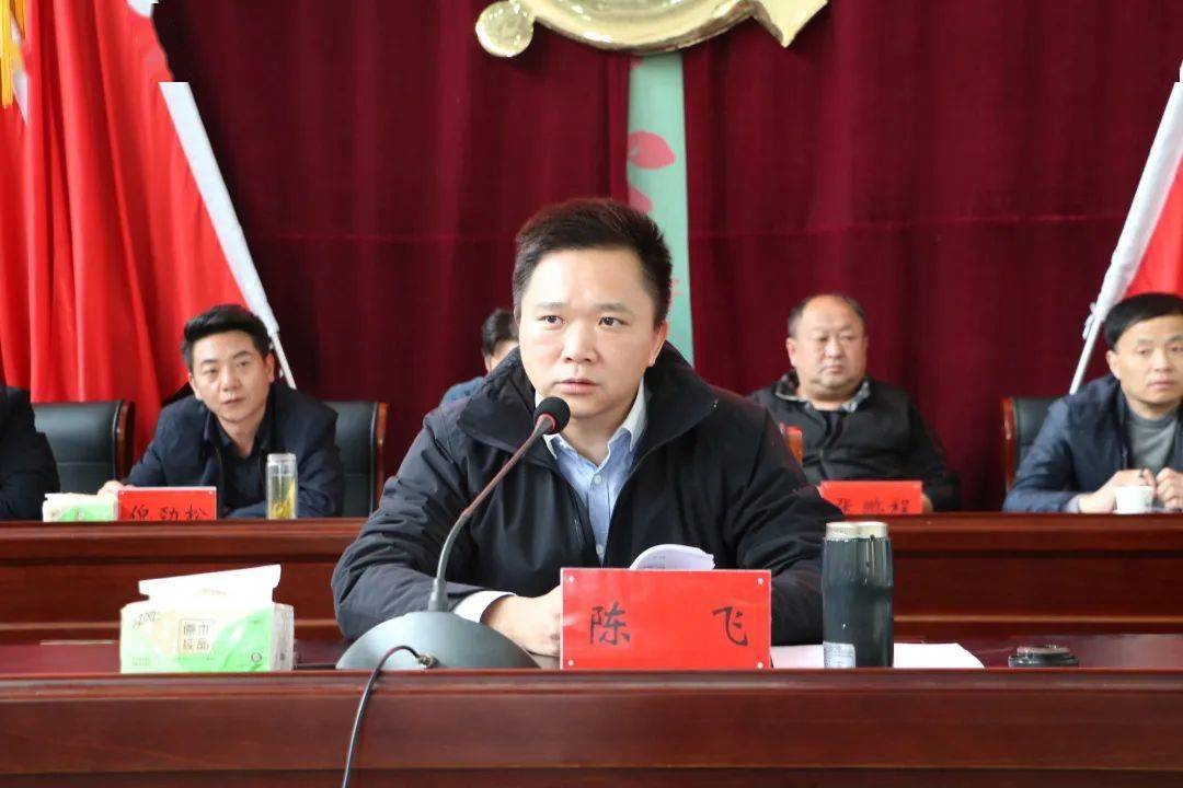 点出成效评出干劲石庄镇召开一季度工作点评会议