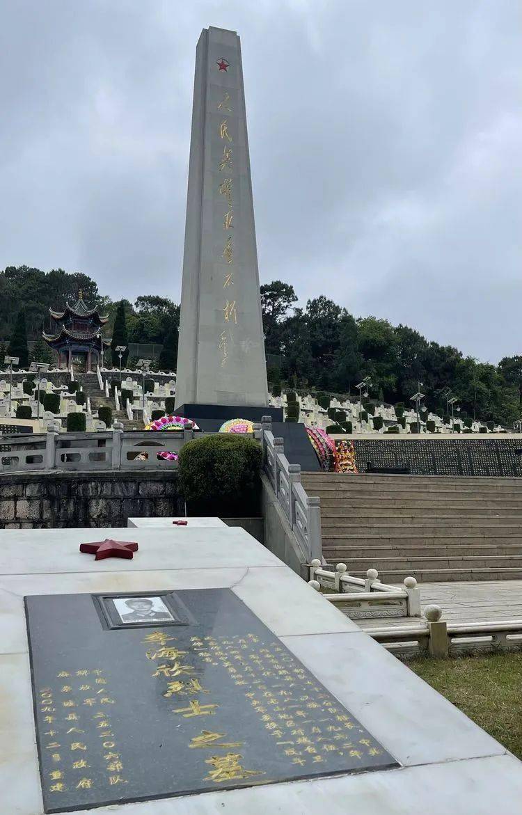 清明麻栗坡,骑行祭英魂