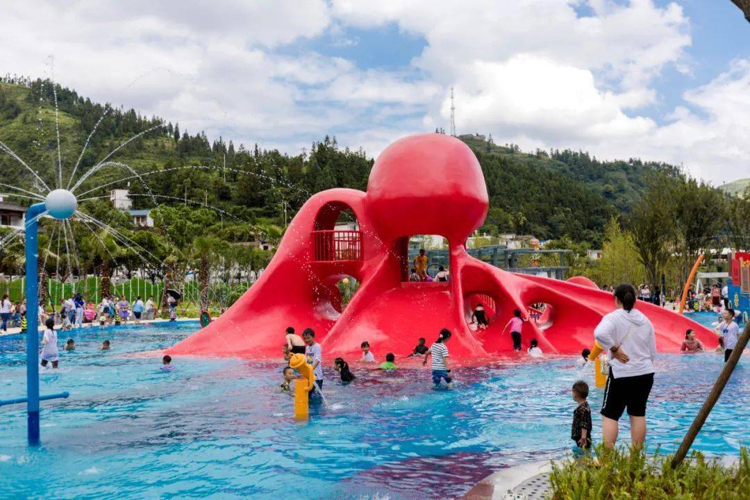 内有福利五一假期哪里去贵州这个新晋童玩世界太适合打卡了