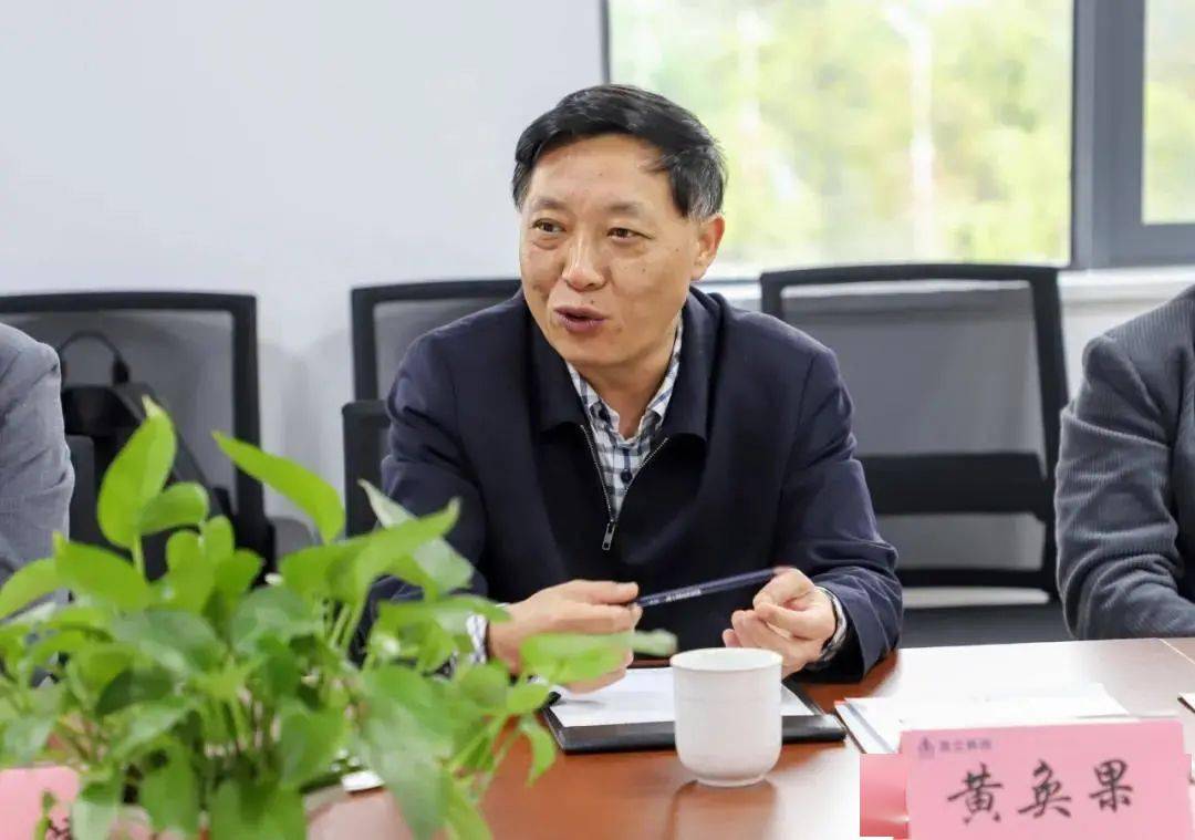 省科技厅高新处调研员王天辉发表讲话表示,将为助推省内企业高质量