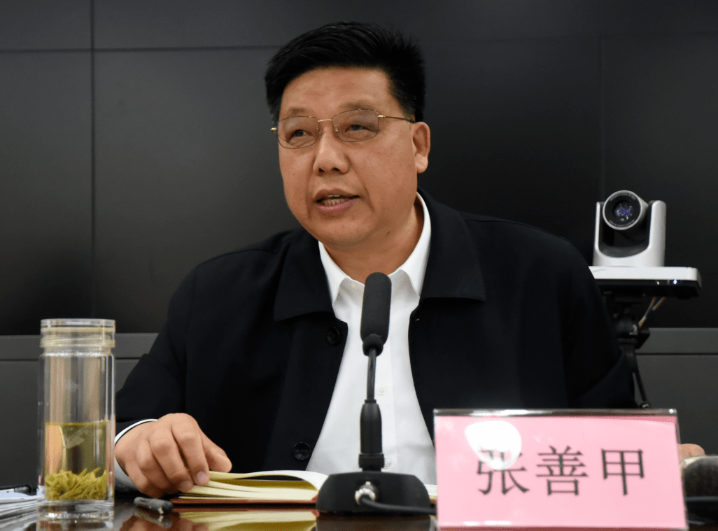 健康委党组成员,副主任,市红十字会常务副会长张佩宪出席会议并讲话