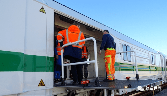 运维创新jr东日本下一代铁路综合维护工程车组投入运用