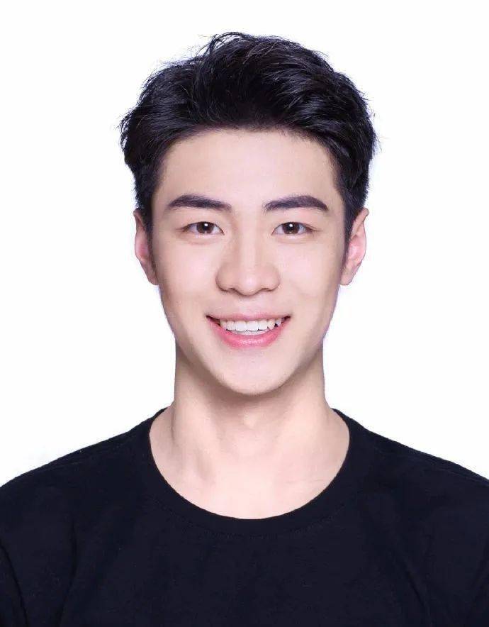 艺考结束后,他发表了对艺考之路的感想,看得出这是一个踏实,努力的大