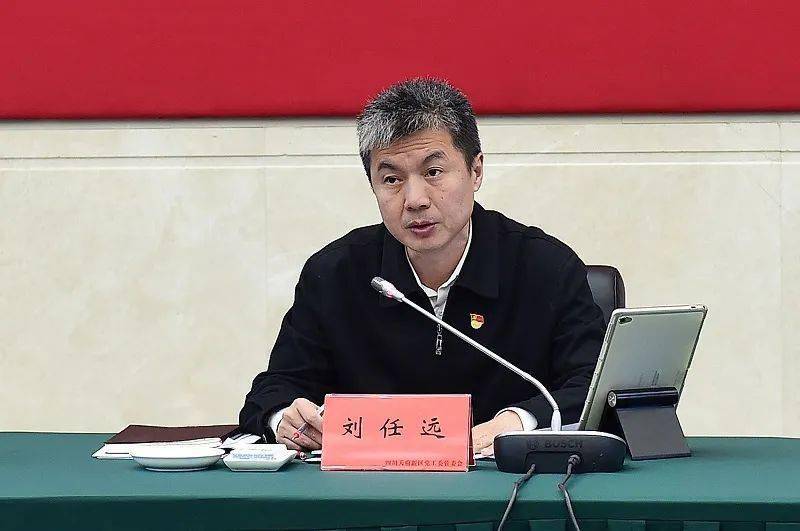 17日下午,新区党工委管委会班子成员陈历章,邱旭东,王天刚,李昂,林锐