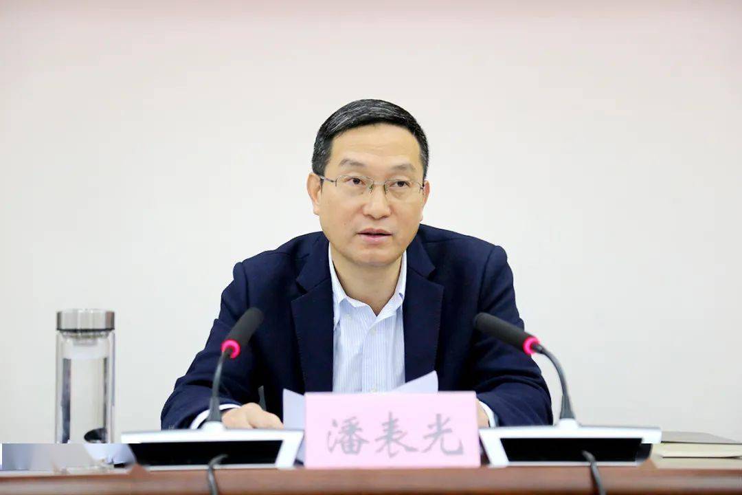 信州区召开全区政法队伍教育整顿领导小组会暨政法队伍教育整顿推进会