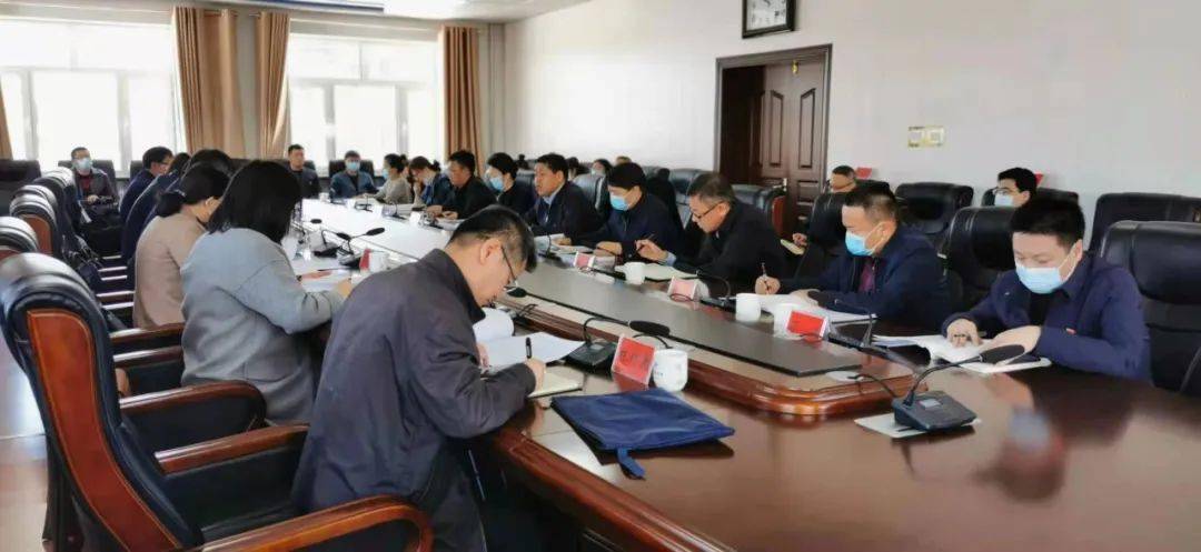 4月17日,自治区党史学习教育第三巡回指导组组长巴树桓一行