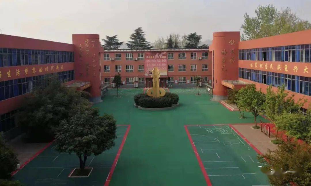 校园劲吹文明风——济水一中多举措推进文明创建工作