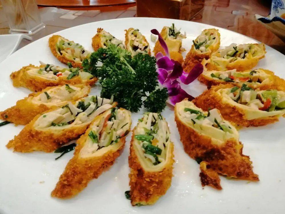 获得临汾小伙伴的一致好评极具地方特色的豆腐宴个个惊艳味蕾各种款式