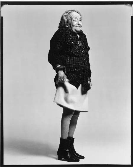 她沉迷酒精和情欲,却是极具摇滚精神的女导演!_杜拉斯