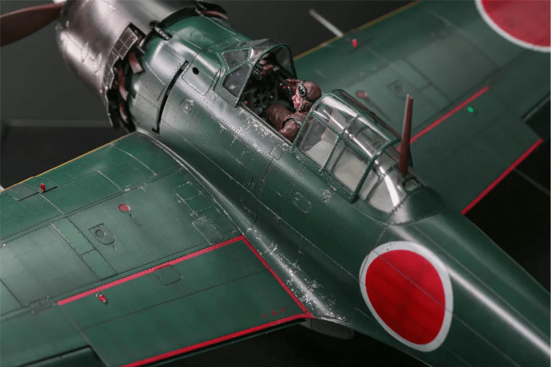 模玩秀:太阳帝国的落日 超精致零战52型声光模型