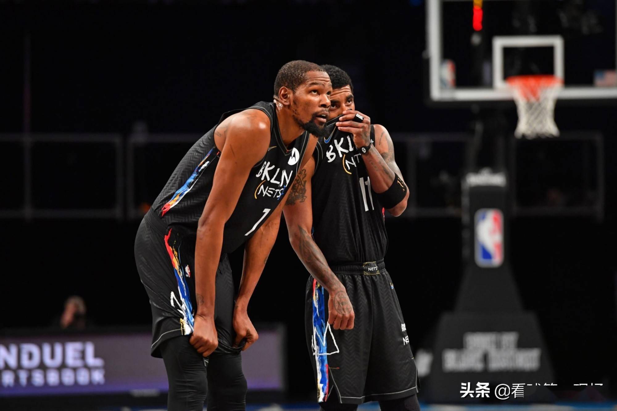夺冠真难了杜兰特刚伤篮网再遭噩耗恭喜湖人詹眉无人可挡了