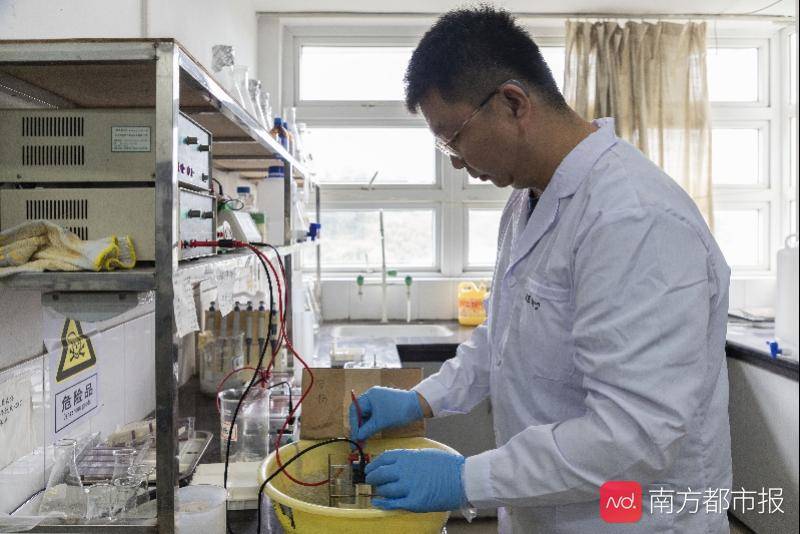 助听器|听力障碍也阻拦不了的科研理想！历时九年，他发表高水平论文