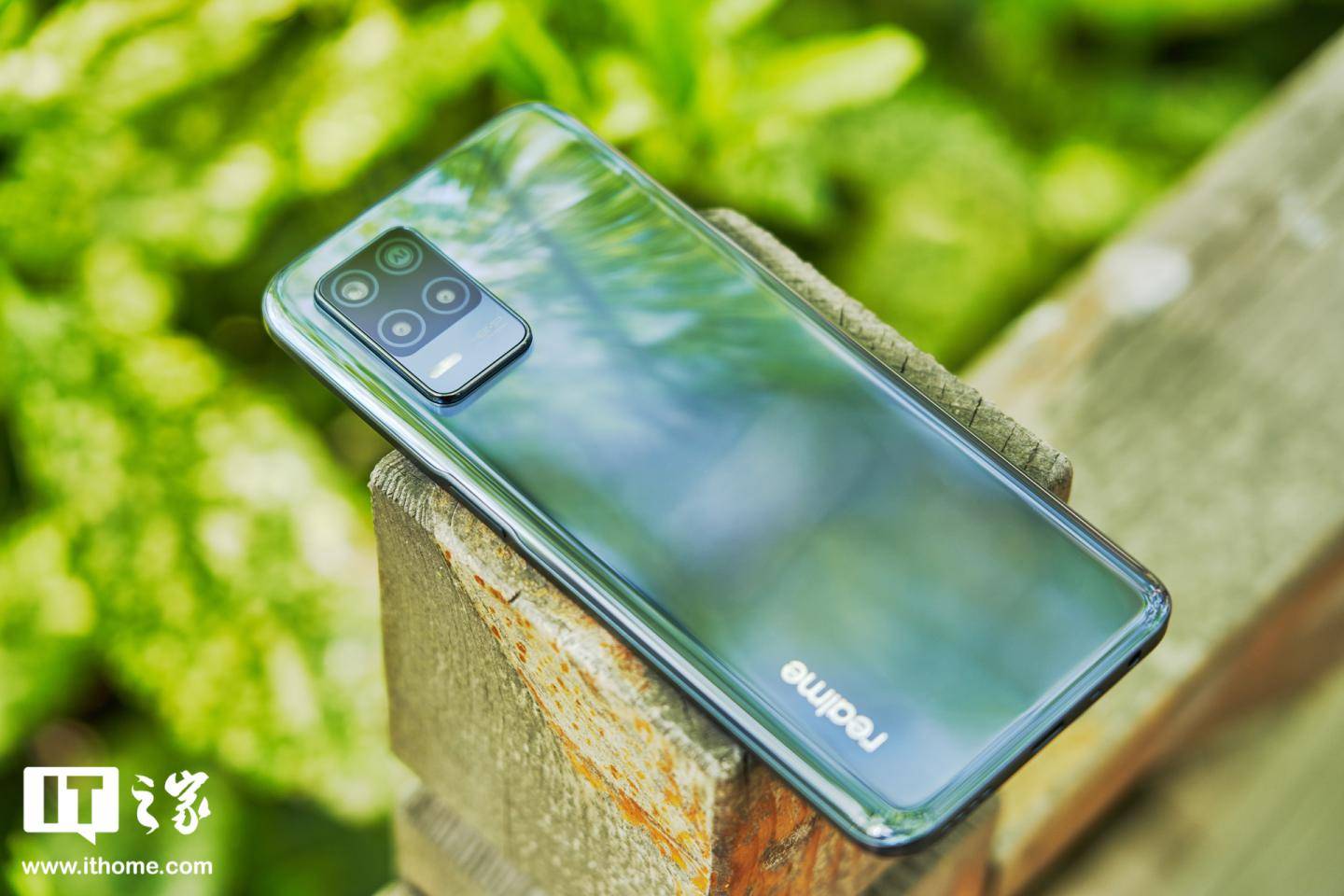 it之家开箱realme真我q3i粒子灰图赏趁手均衡5g入门