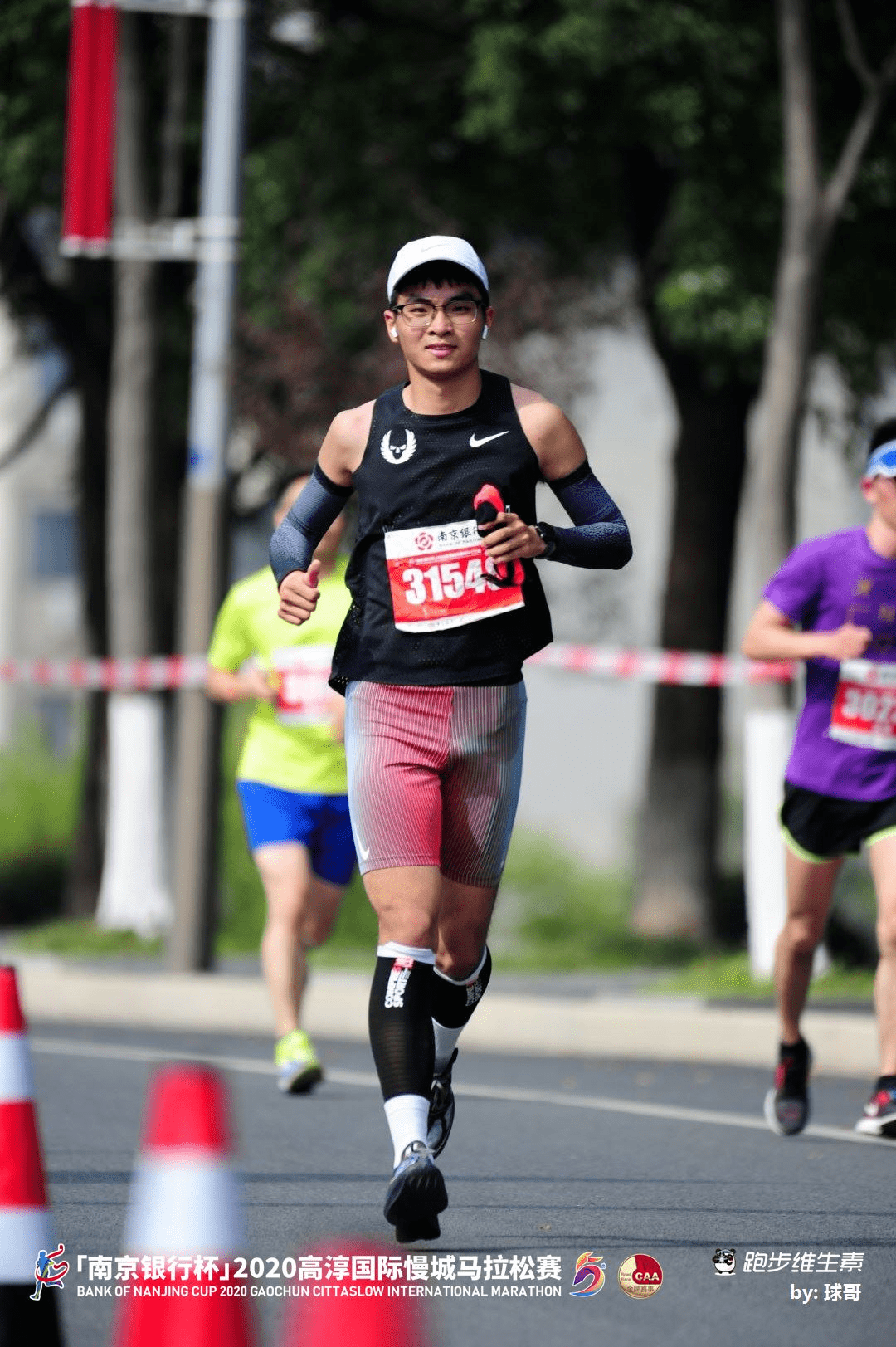 跑步一年瘦20斤全马320这位大学生进步神速的秘诀