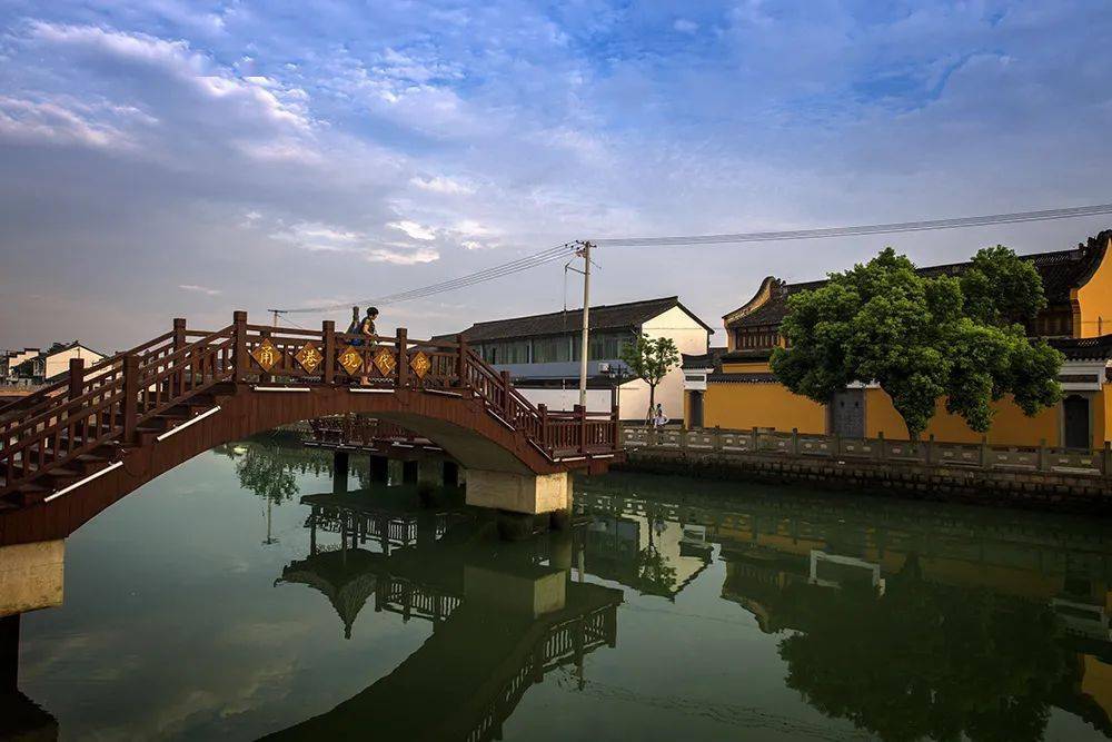 美丽城镇建设系列报道之奉化篇:水乡古镇西坞的美丽蝶变_西坞街道