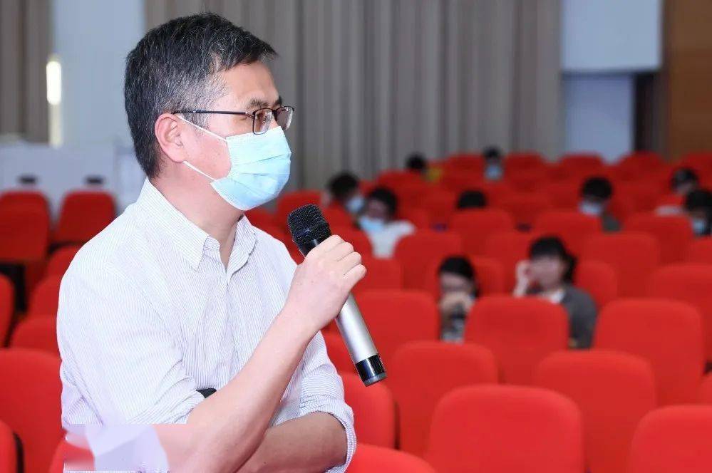 黄云辉 来自搜狐网