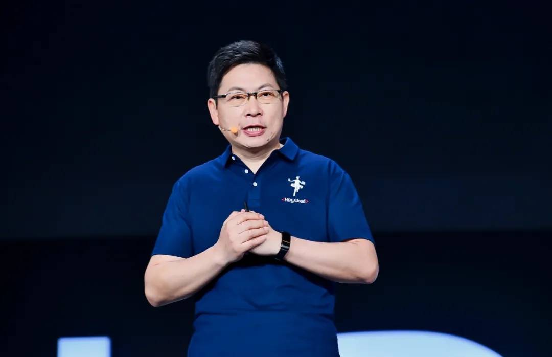 技术|余承东：企业上云不可阻挡，华为云要做智能世界黑土地