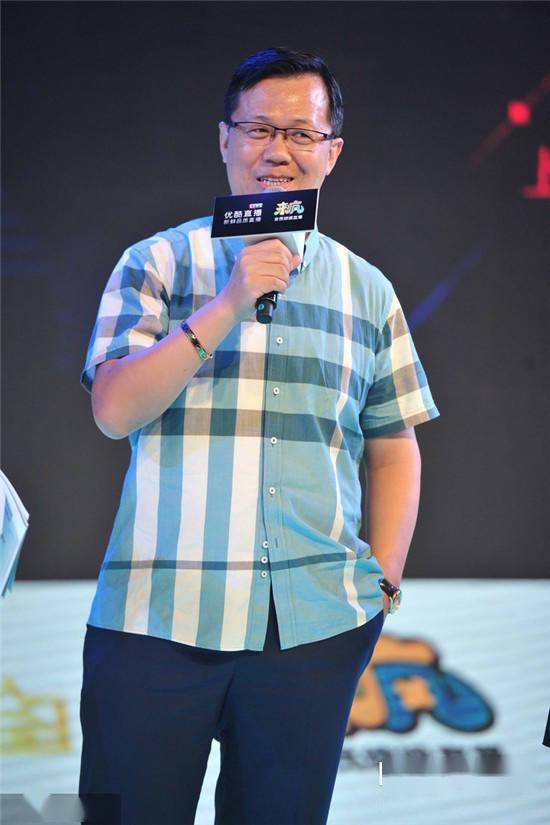 爆料c位出道顶流八卦 卓伟辟谣 假的 是冒名 账号