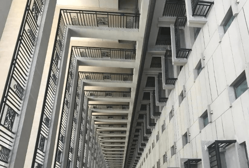 高层连廊设计公摊更大并且安全隐患巨大开发商怎么做才合格