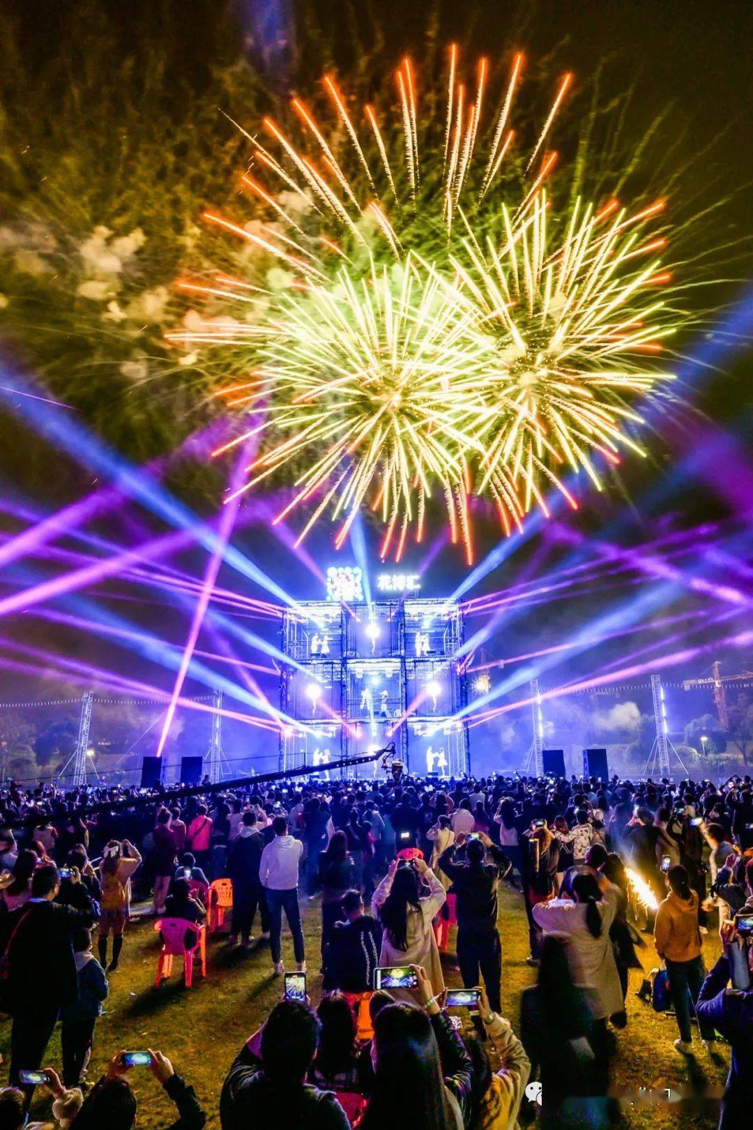 全城花海烟花盛放五一武汉准备好了