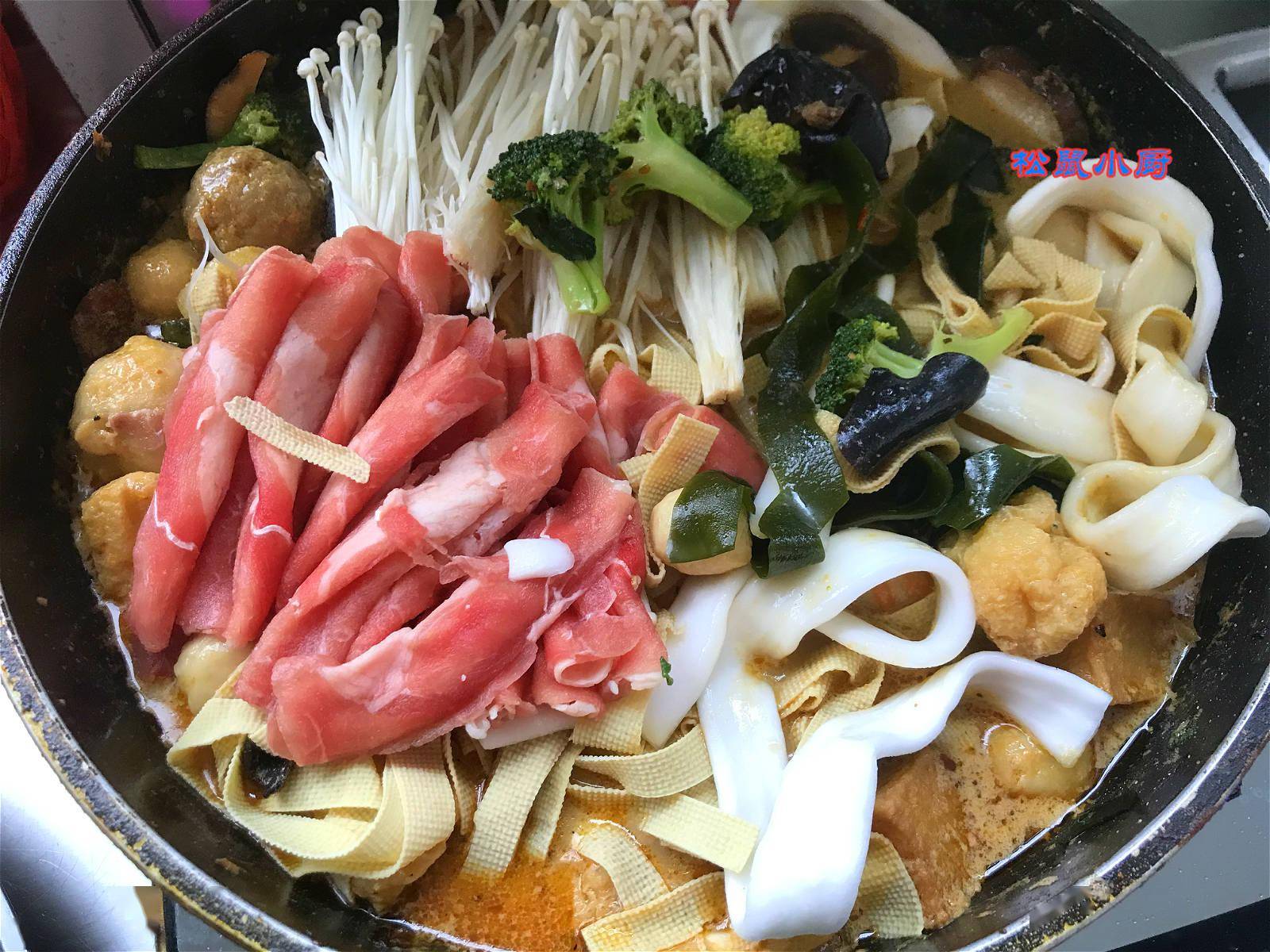 在家怎么做麻辣烫最简单做法 832209837c0244f1886bab395de6a8cd.jpeg