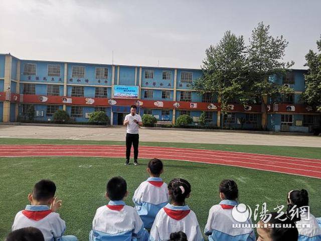东城二小红旗分校体育学科节暨体操队列比赛活动纪实