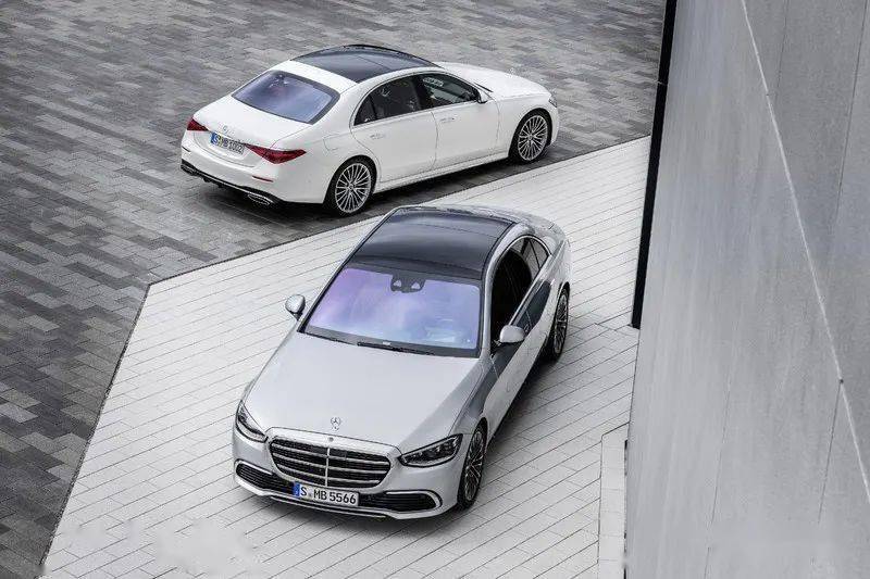 脱颖而出】Mercedes-Benz S-Class 夺下本届世界最佳豪华车大奖_手机搜狐网