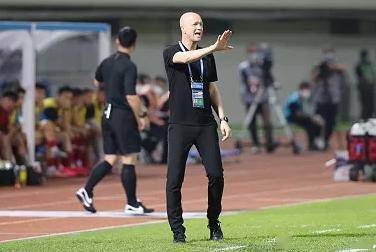 小克鲁伊夫担任深足主帅，小克鲁伊夫 深圳