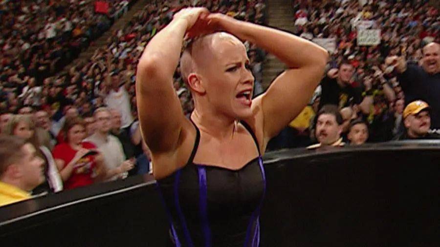 WWE女子酷刑图片