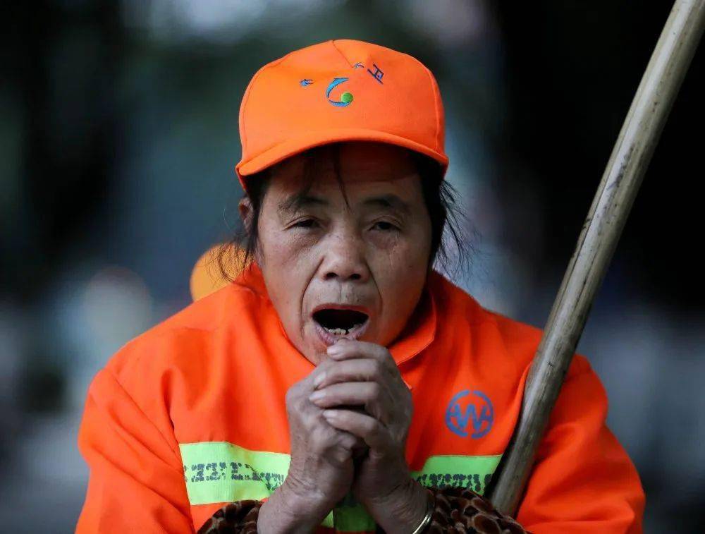 致敬最美劳动者，你奋斗的样子真美！