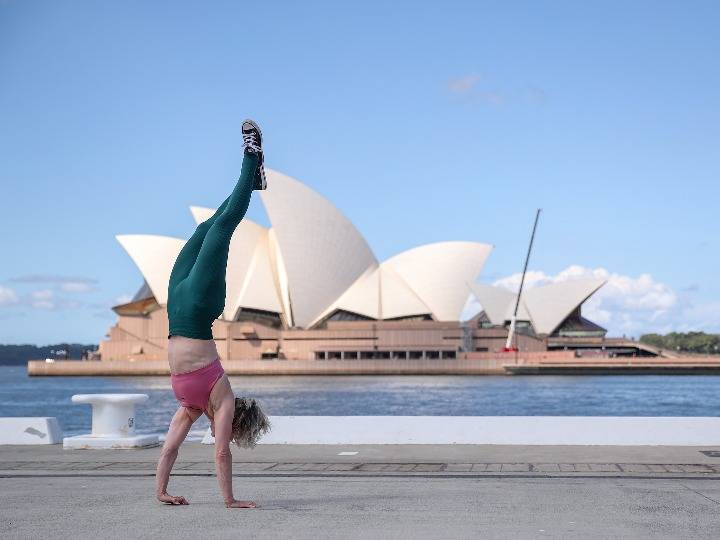 体育锻炼有助缓解体重超标女性生理期问题 研究