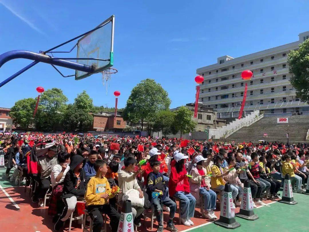 古蔺石宝这场演出好闹热!