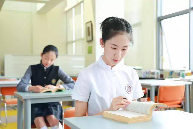 首师大附中中国风校服赏析