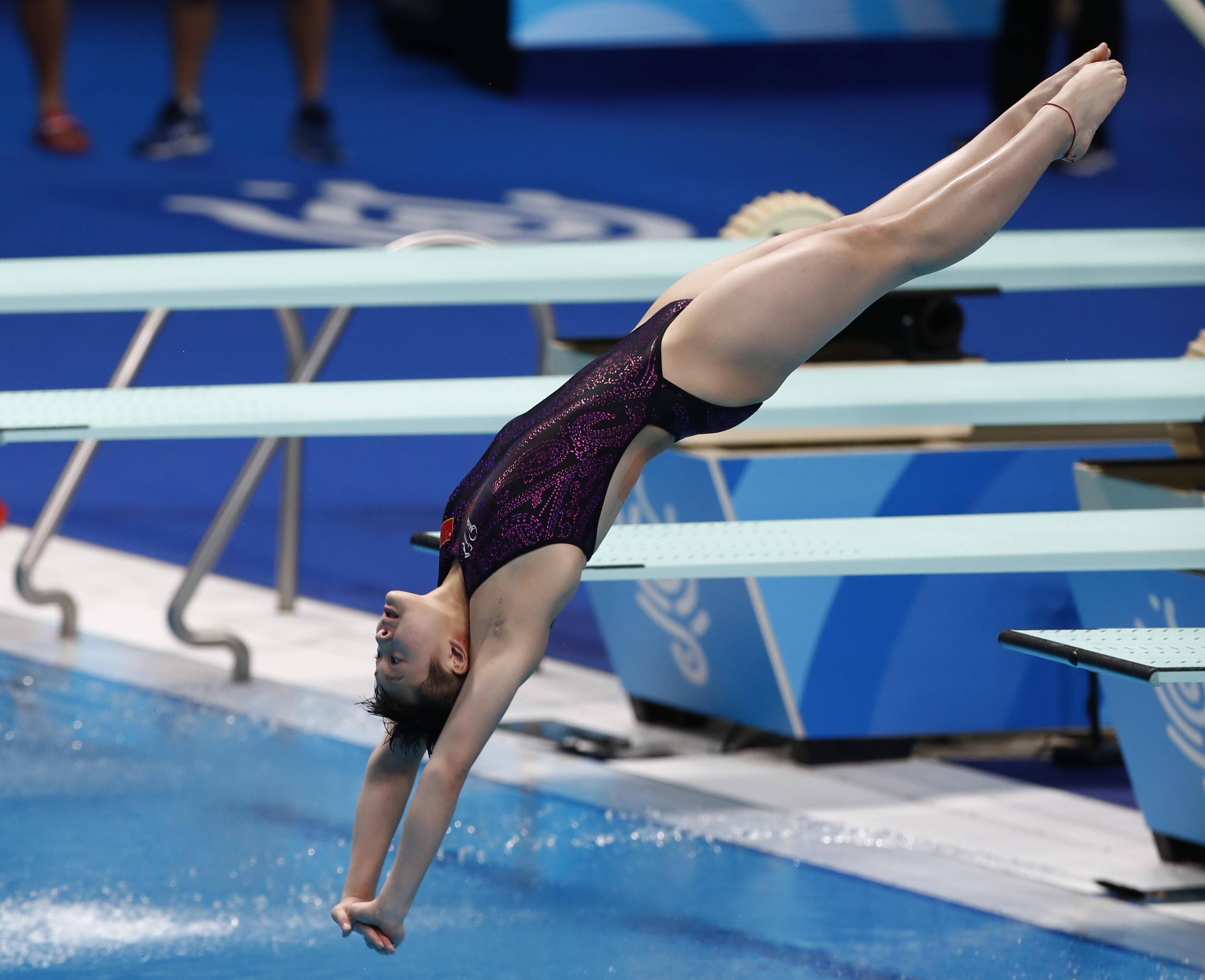 跳水世界杯女单三米板 陈艺文昌雅妮同登领奖台