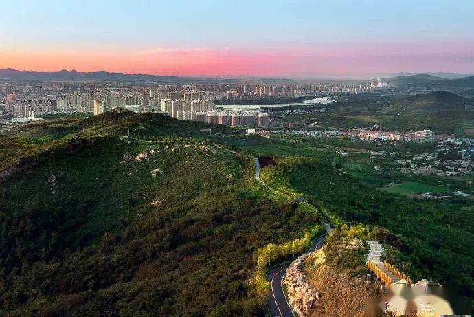 生態南山,依山而建的城市公園,正俯視錦城大地,見證著魅力錦州的日新